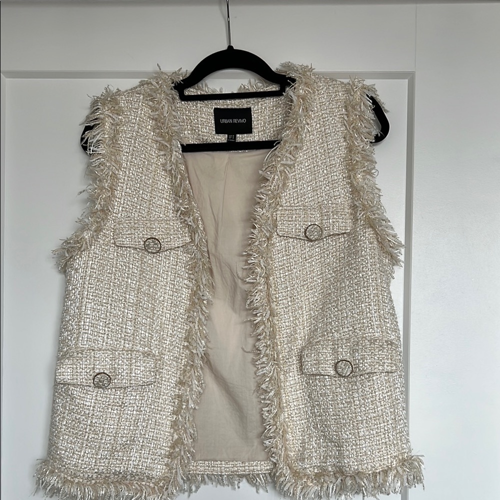 Cream Textured Sleeveless Vest